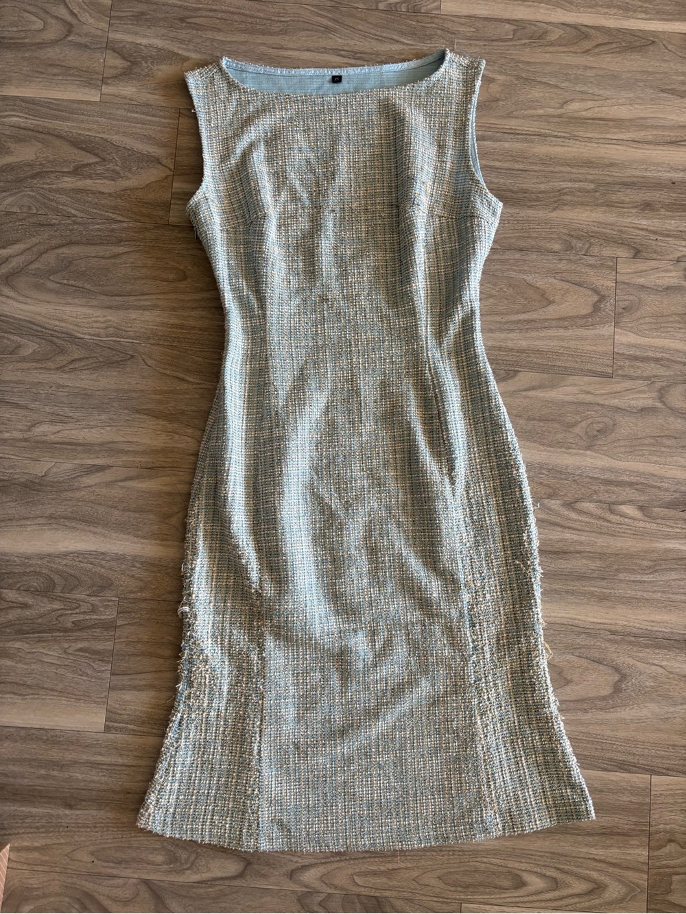 Sleeveless Tweed Sheath Dress in Light Gray